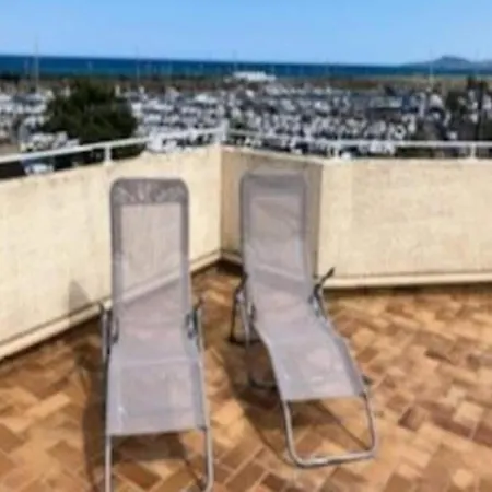 2 For 4 People Apartament *